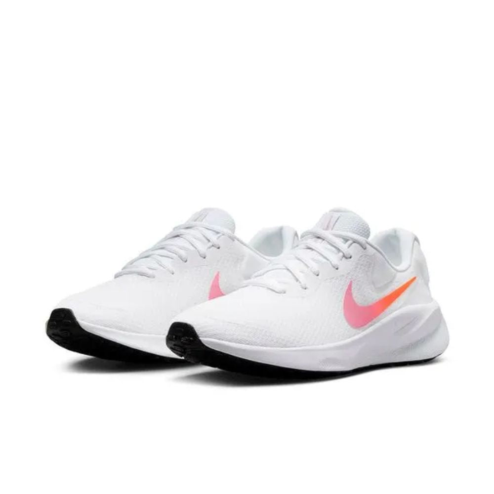 NIKE REVOLUTION 7
