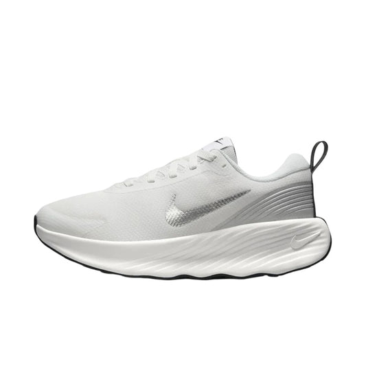 NIKE PROMINA