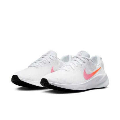 NIKE REVOLUTION 7